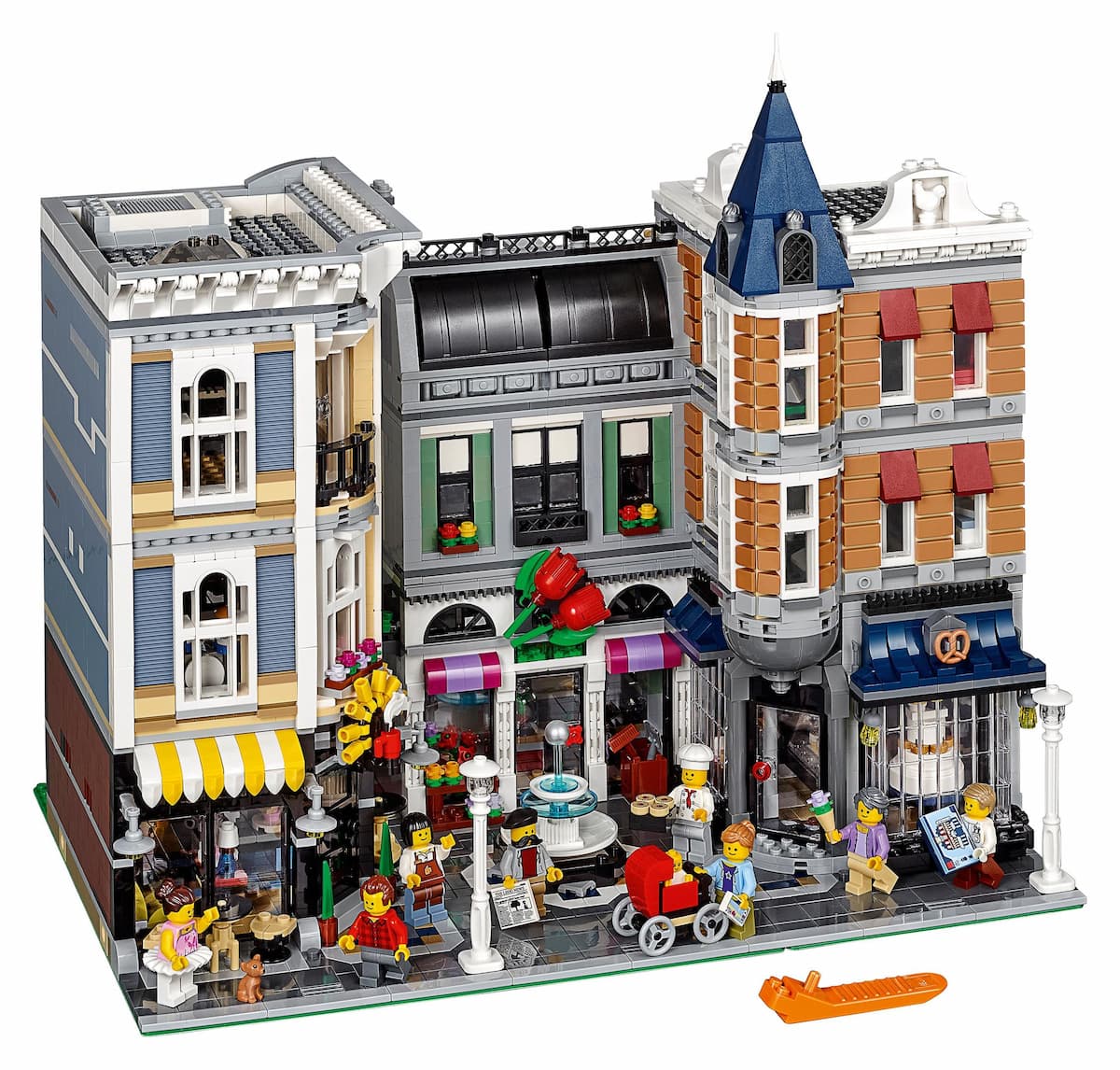 Assembly Square LEGO set (#10255-1, 2017)