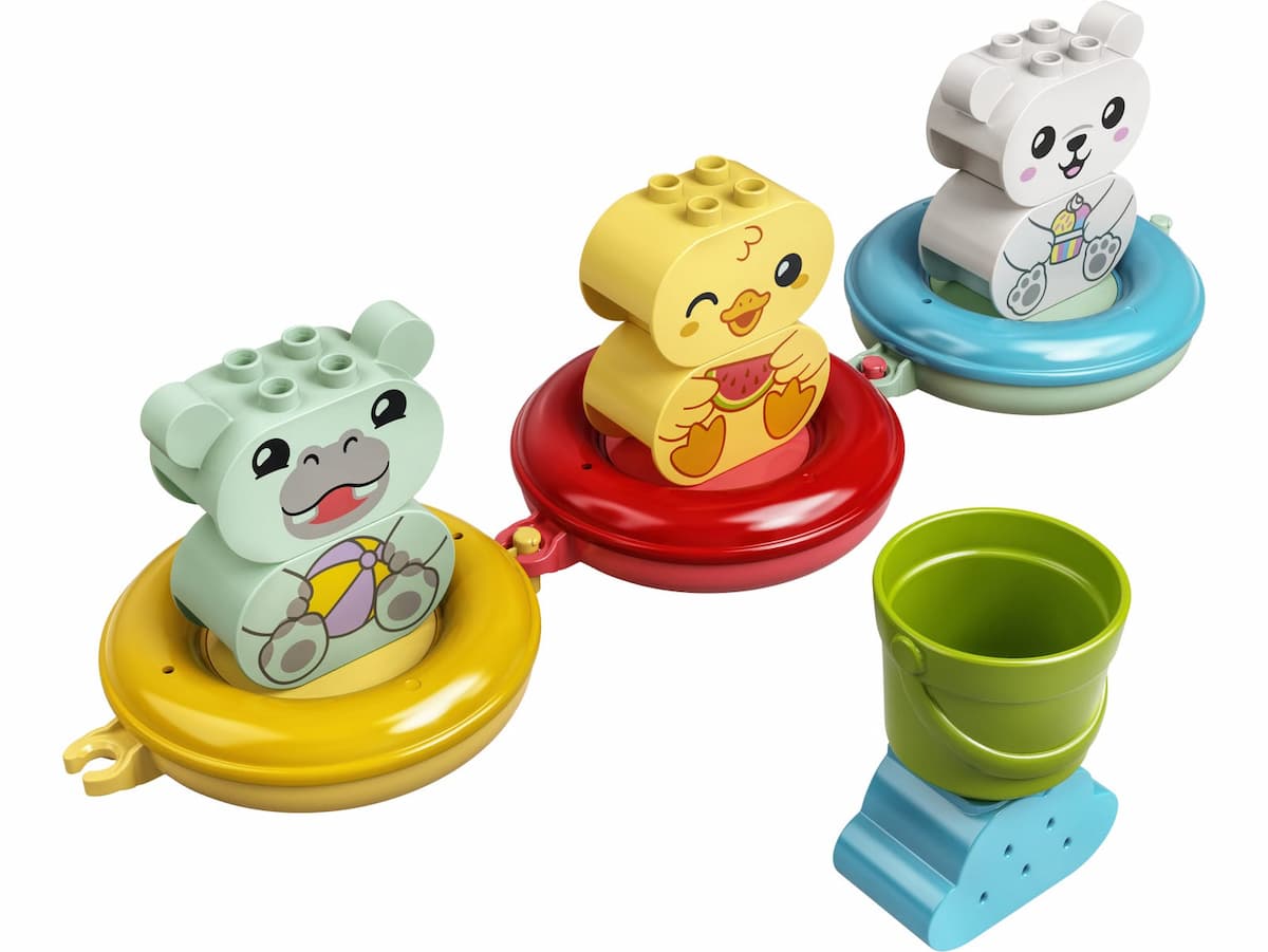 Bath Time Fun: Floating Animal Train