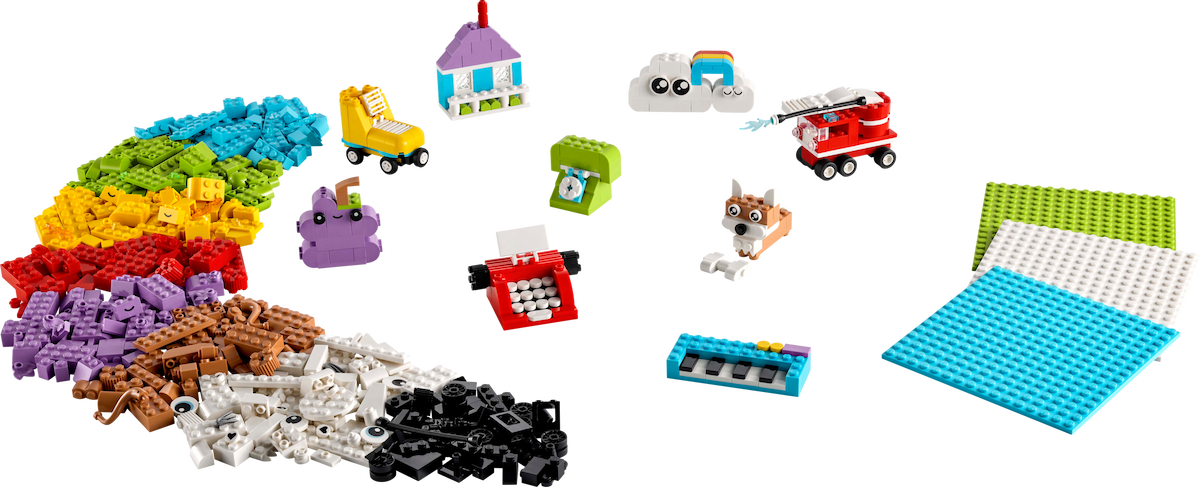 Creative Build-and-Play Box LEGO set (#11044-1)
