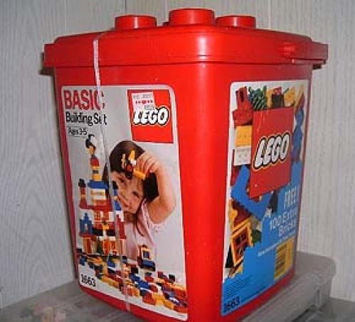Basic Building Set in Bucket LEGO set (#1663-1, 1989)