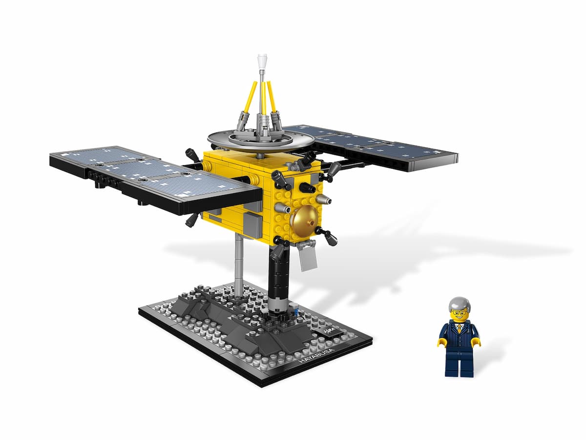 Hayabusa LEGO set (#21101-1)