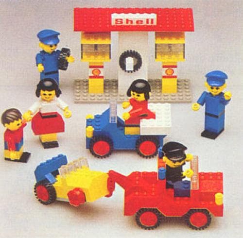Service Station LEGO set (#217-1)