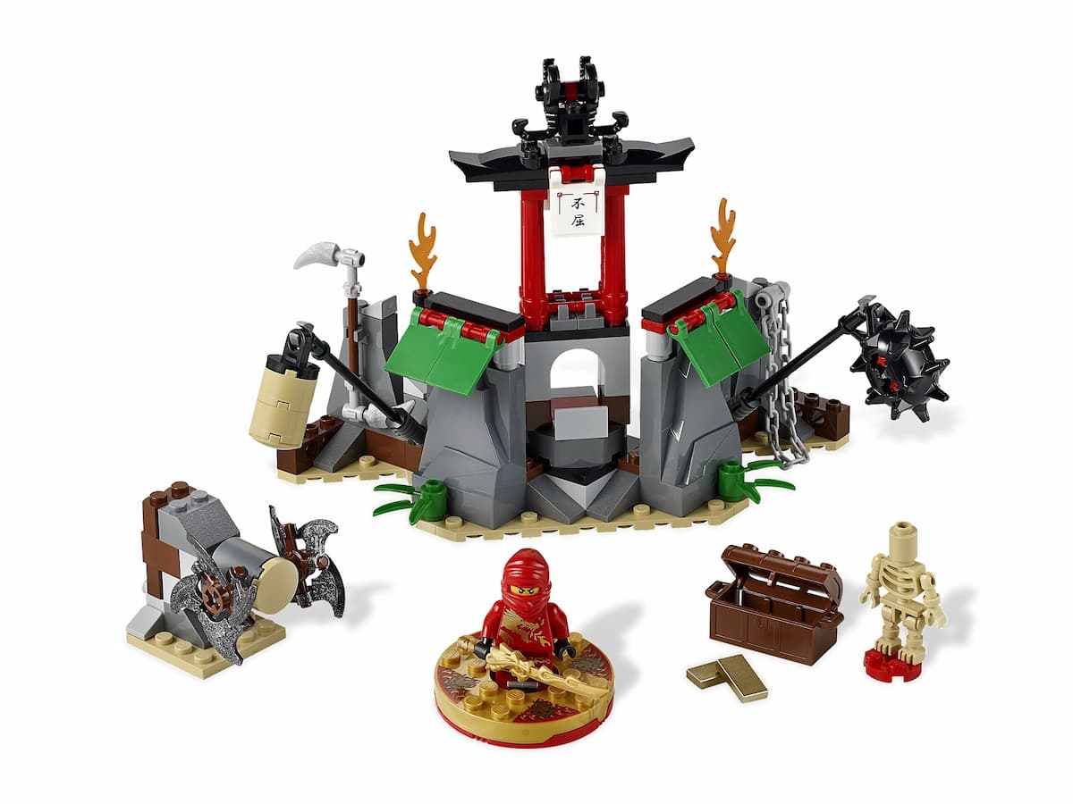 Mountain Shrine LEGO set (#2254-1, 2011)