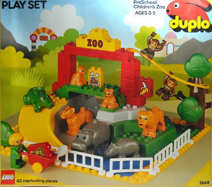 Children's Zoo (Zoo Animal Antics) LEGO set (#2668-1, 1990)