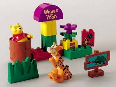 Pooh and Tigger Play Hide and Seek LEGO set (#2983-1)