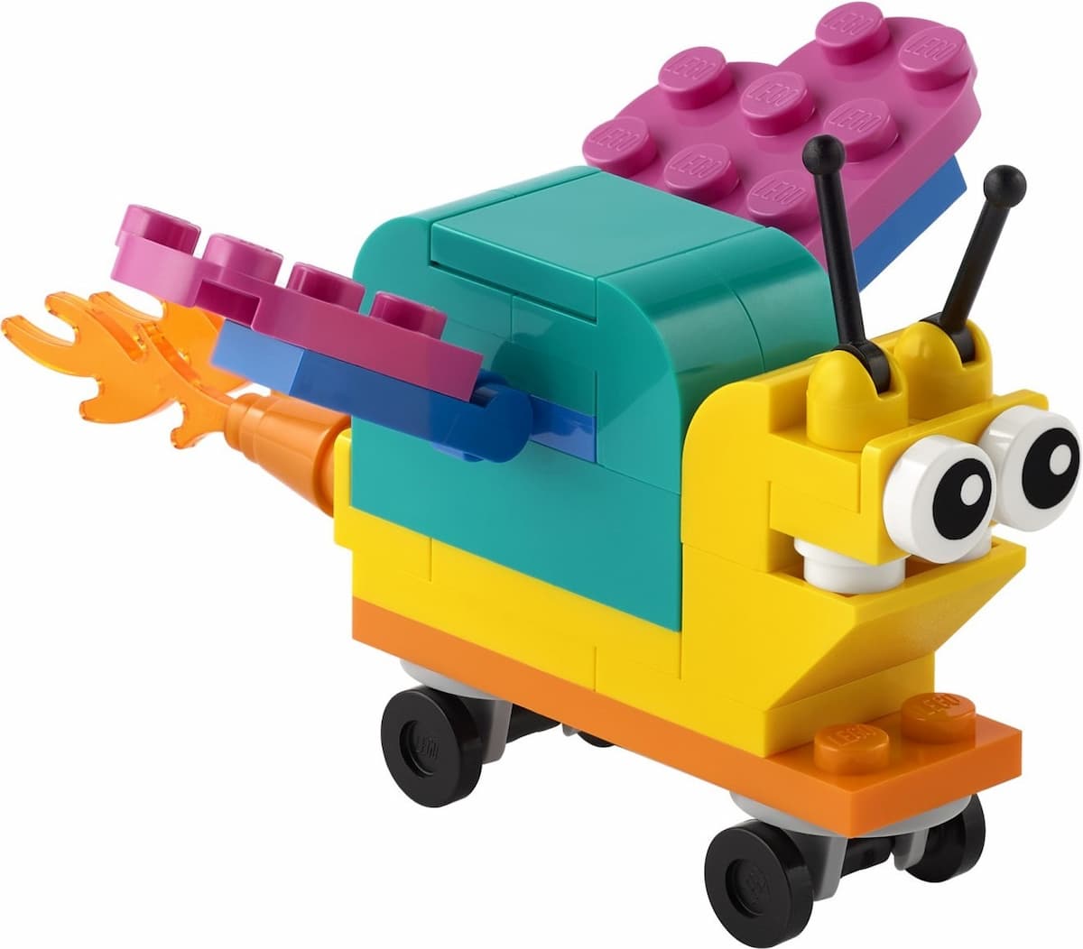 Build Your Own Snail With Superpowers LEGO set (#30563-1)