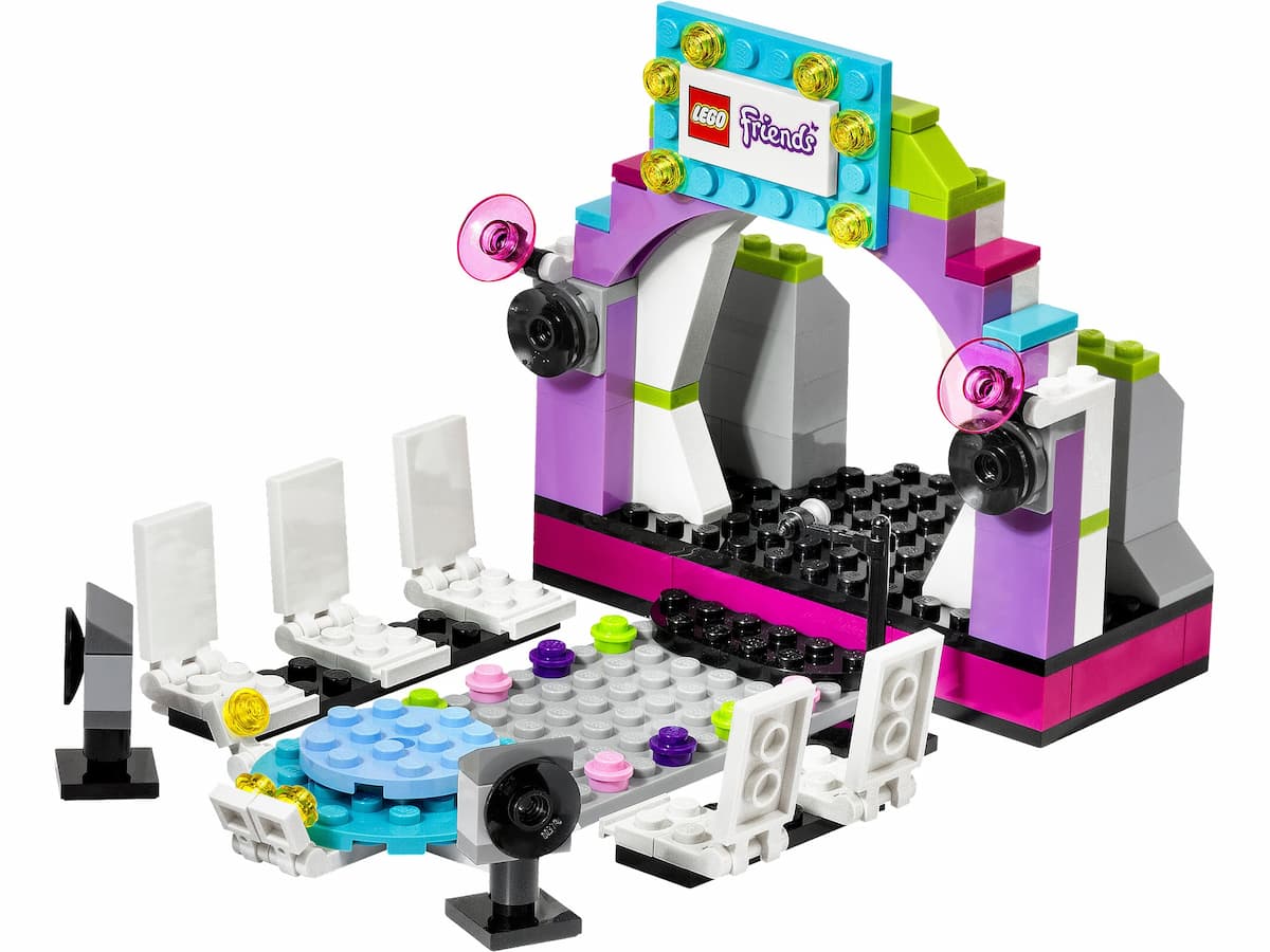 Model Catwalk LEGO set (#40112-1, 2014)