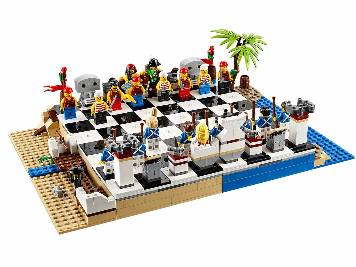 Pirates Chess Set