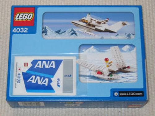 Passenger Plane - ANA Air Version LEGO set (#4032-7)