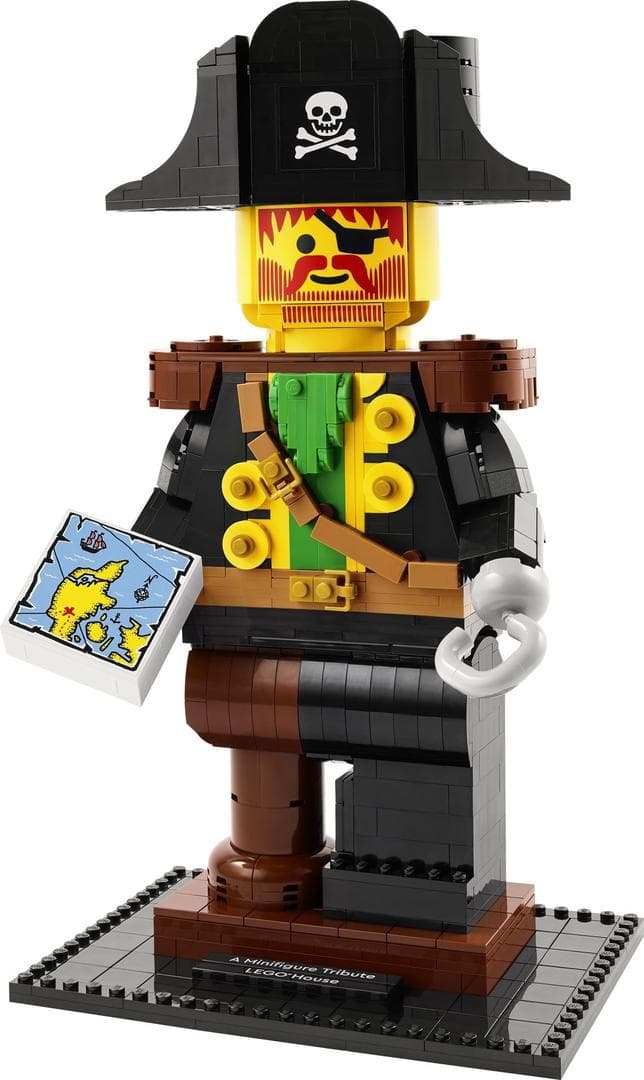 A Minifigure Tribute LEGO set (#40504-1)