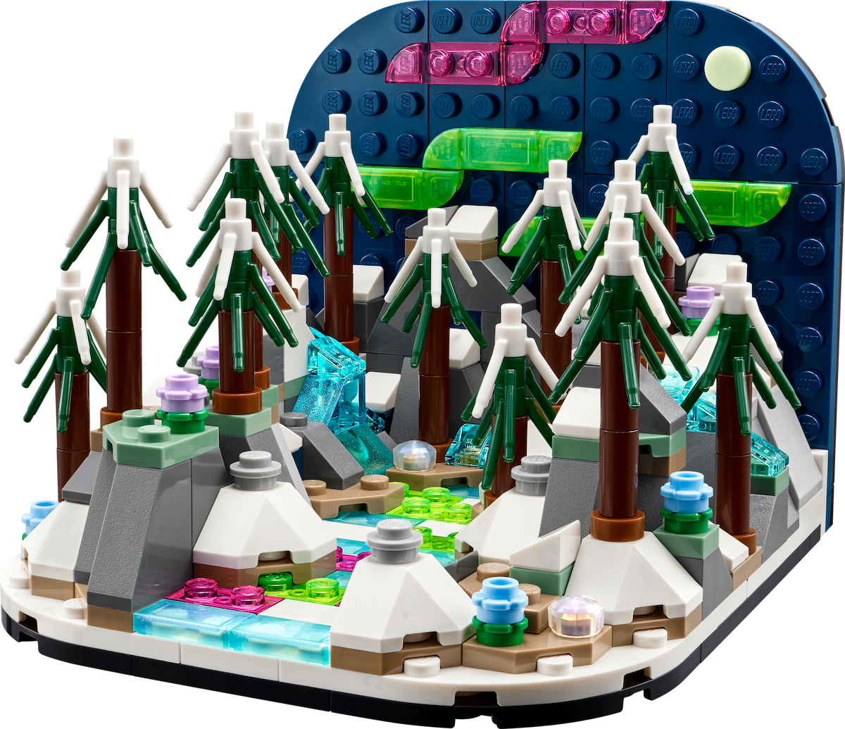 Northern Lights Diorama LEGO set (#40785-1)
