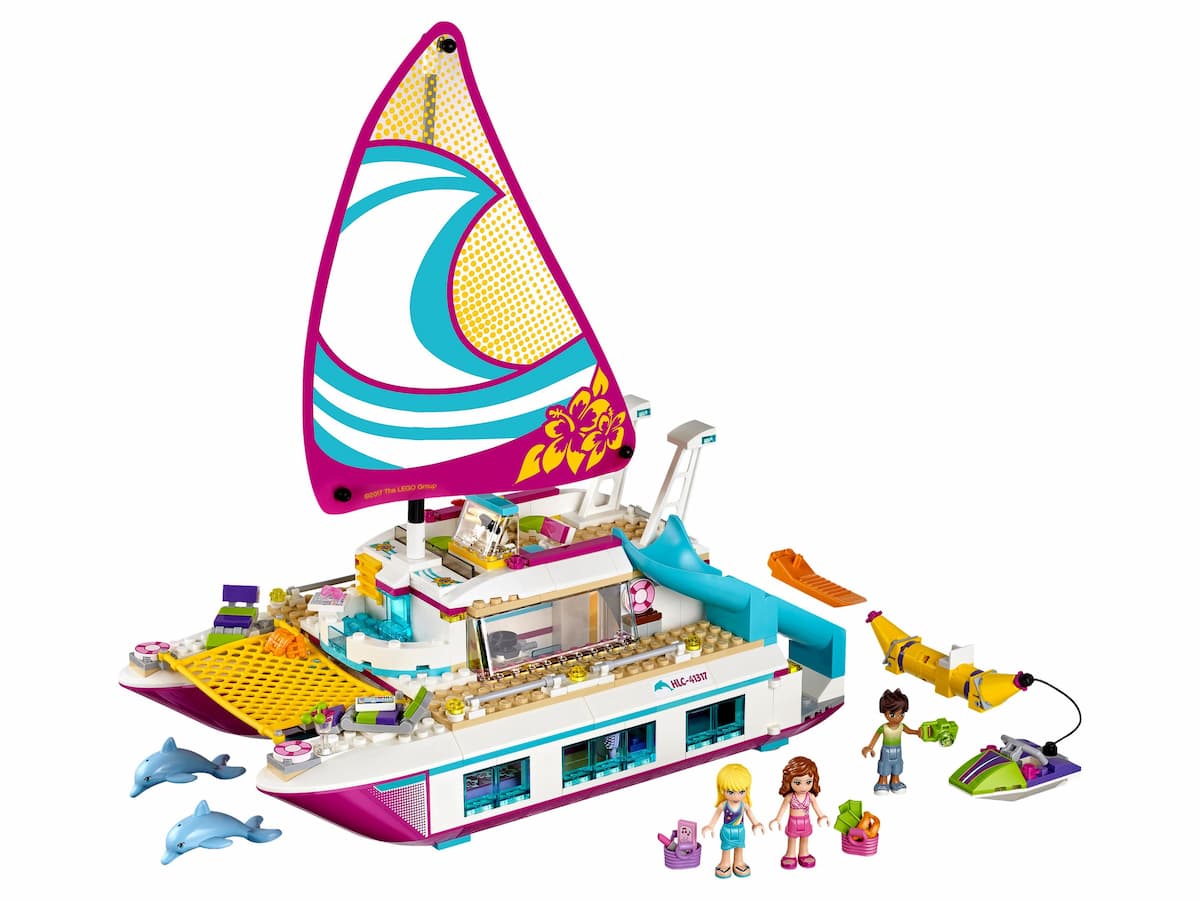 Sunshine Catamaran LEGO set (#41317-1, 2017)