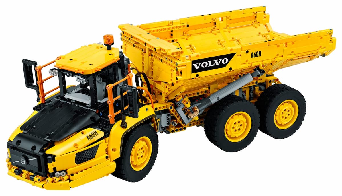 6x6 Volvo Articulated Hauler LEGO set (#42114-1, 2020)