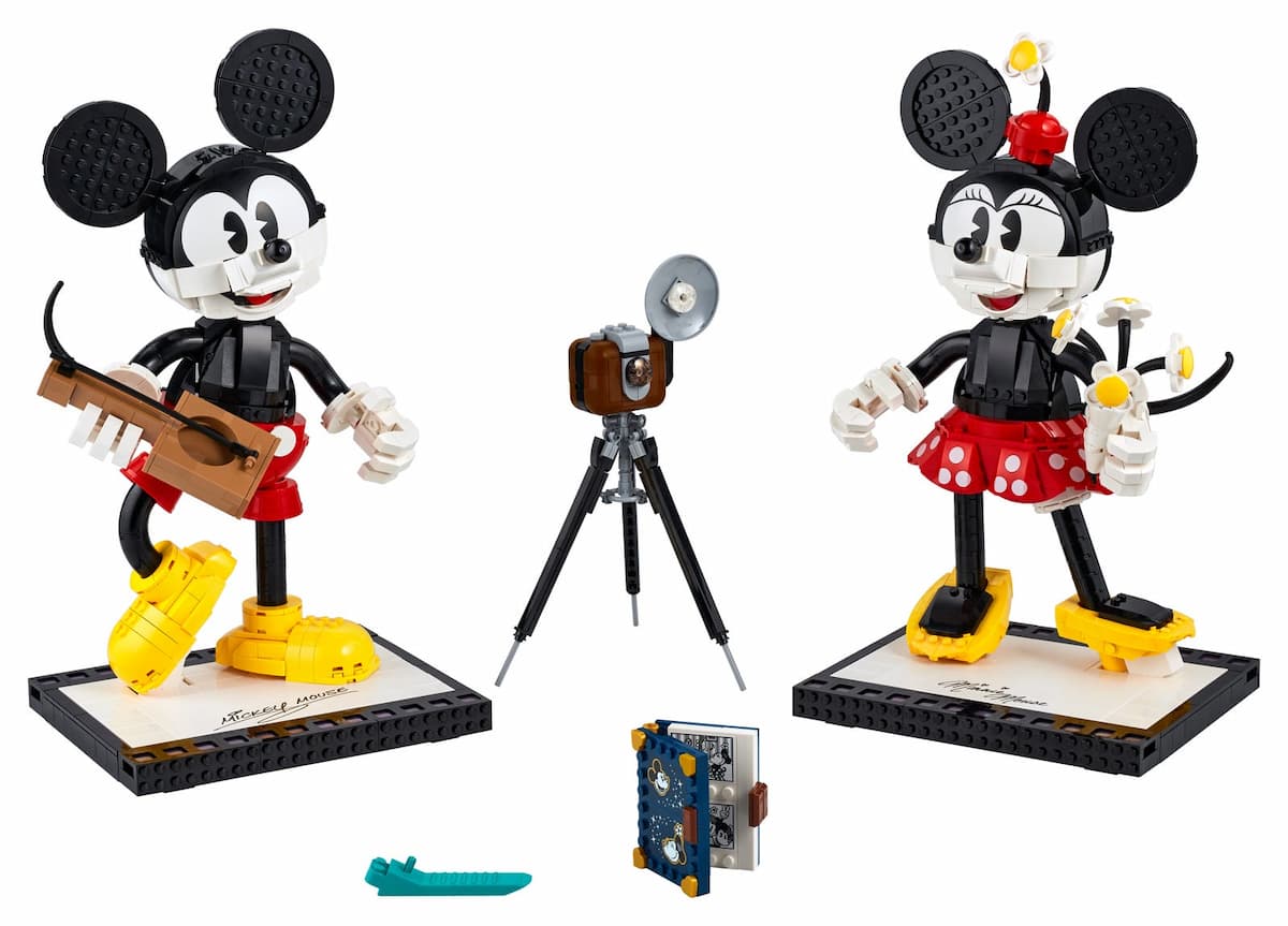 Mickey Mouse & Minnie Mouse LEGO set (#43179-1, 2020)