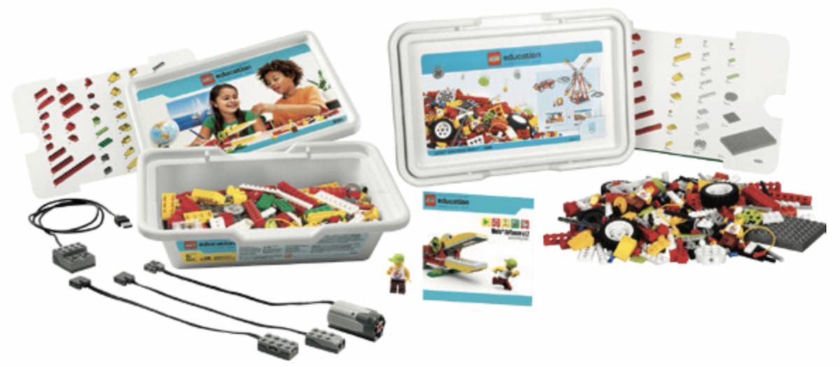 Jr.FLL Robotics Kit with WeDo Resource Set LEGO set (#5003435-1)