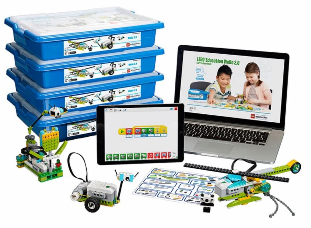 WeDo 2.0 ReadyGo 8-Student Pack LEGO set (#5004830-1)