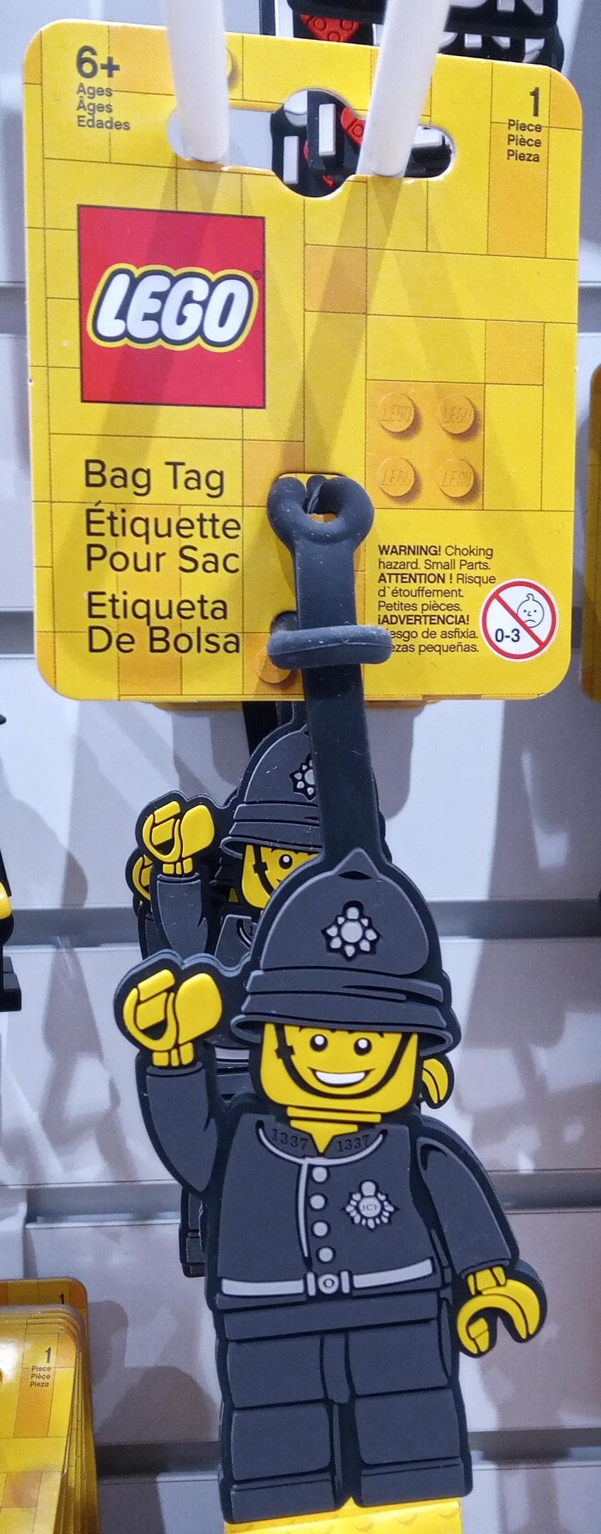 UK Policeman Bag Tag LEGO set (#5007260-1)