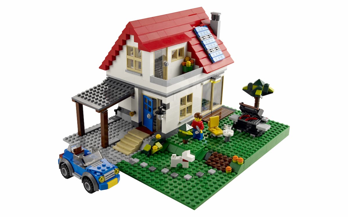 Hillside House LEGO set (#5771-1, 2011)