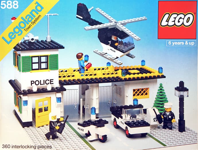 Police Headquarters LEGO set (#588-1, 1979)