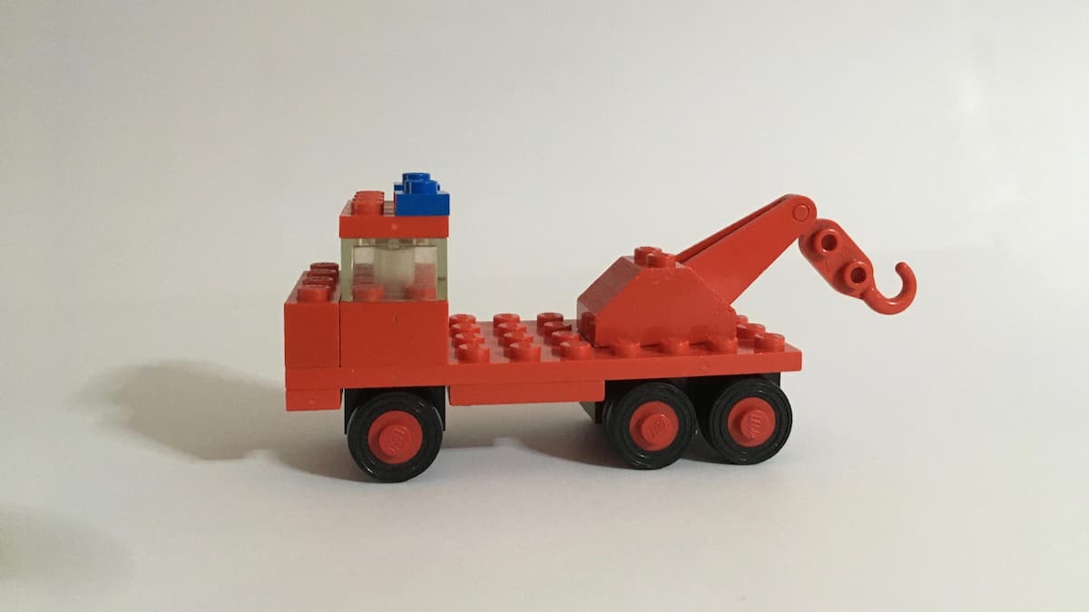 Tow Truck LEGO set (#601-2, 1970)