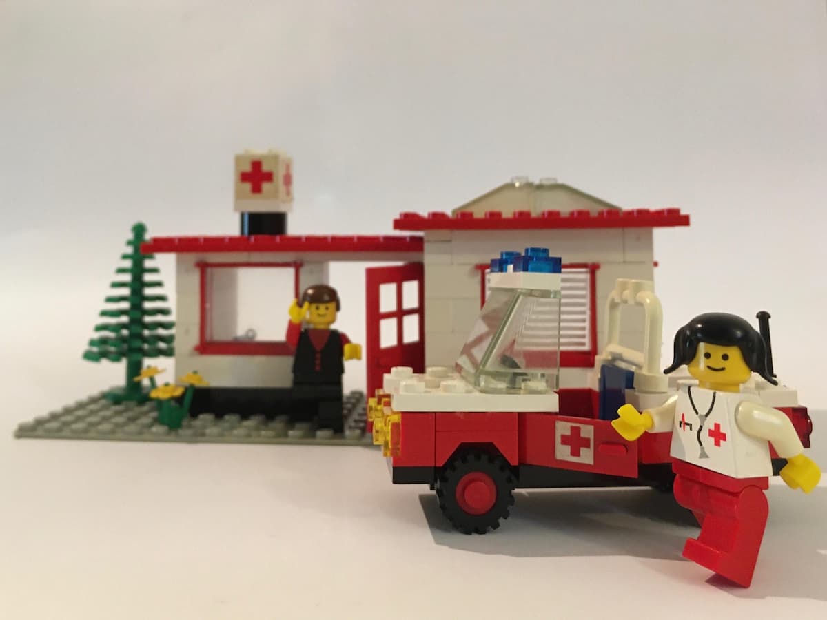 Paramedic Unit LEGO set (#6364-1, 1980)