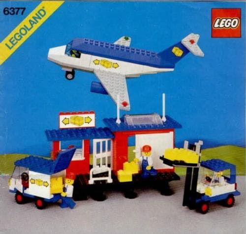 Delivery Center LEGO set (#6377-1, 1985)
