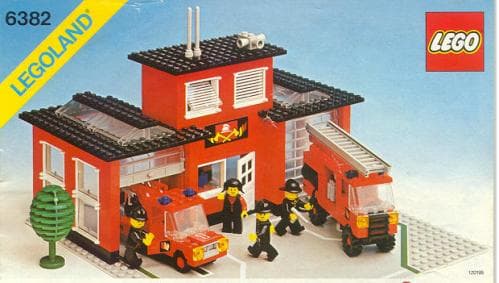 Fire Station LEGO set (#6382-1, 1981)
