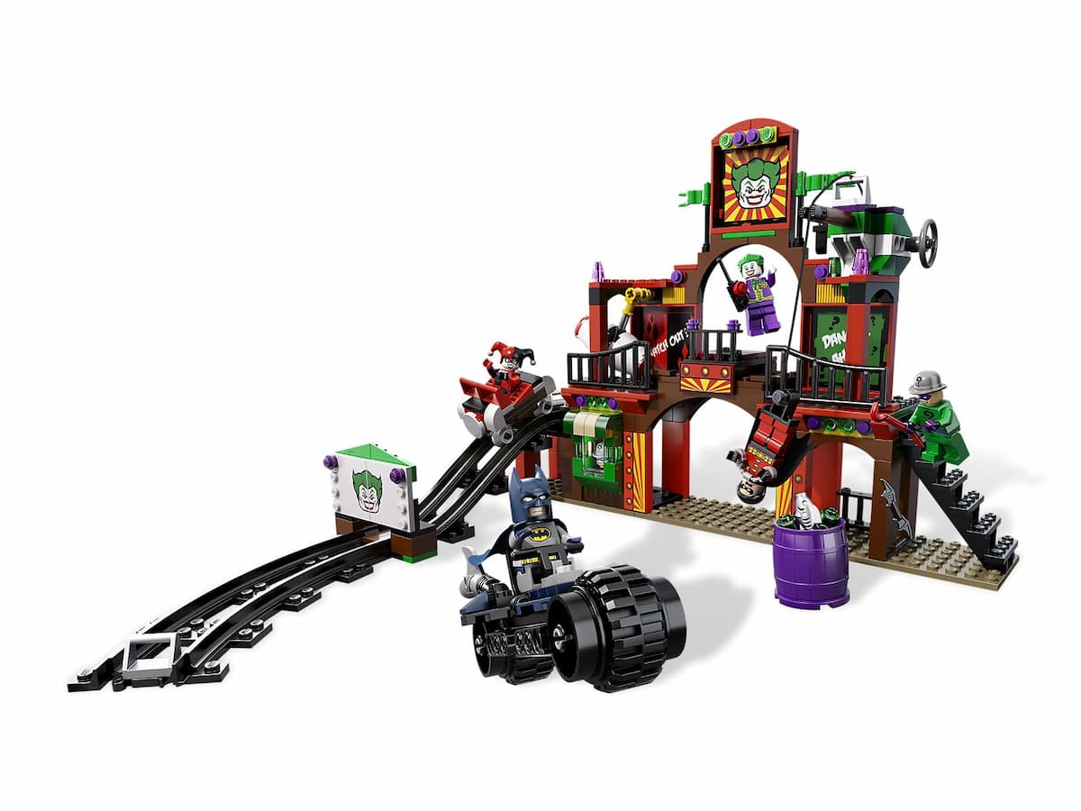 The Dynamic Duo Funhouse Escape LEGO set (#6857-1, 2012)