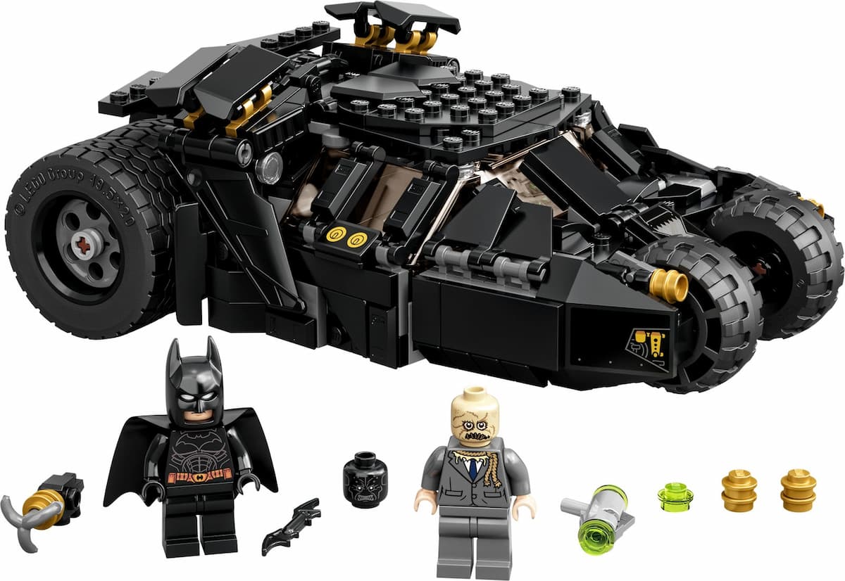 Batmobile Tumbler: Scarecrow Showdown LEGO set (#76239-1)