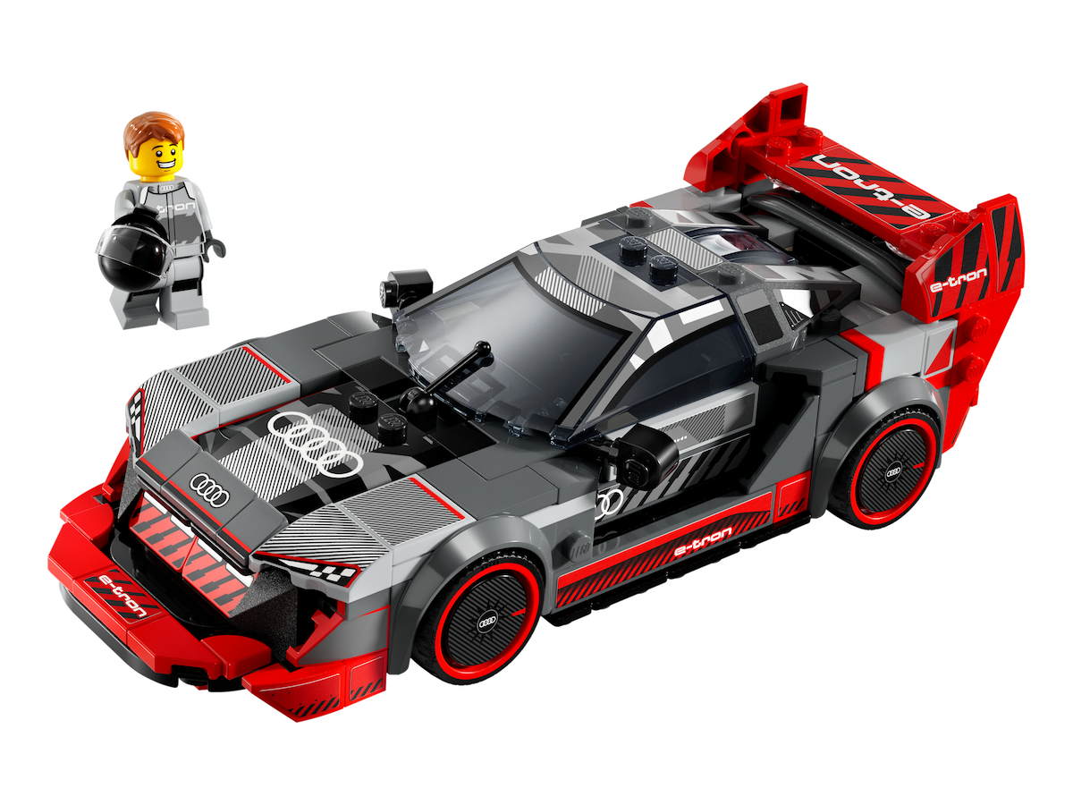 Audi S1 e-tron quattro Race Car LEGO set (#76921-1)