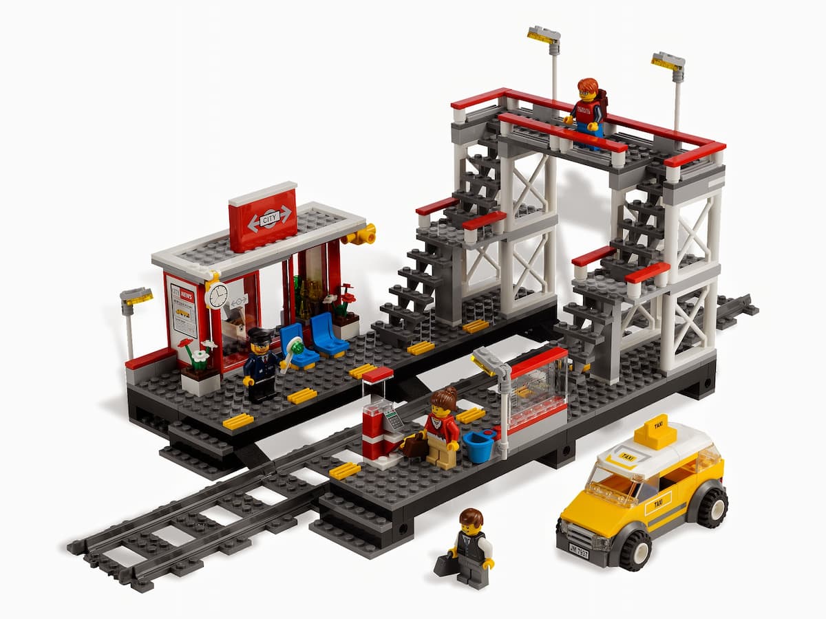Train Station LEGO set (#7937-1)