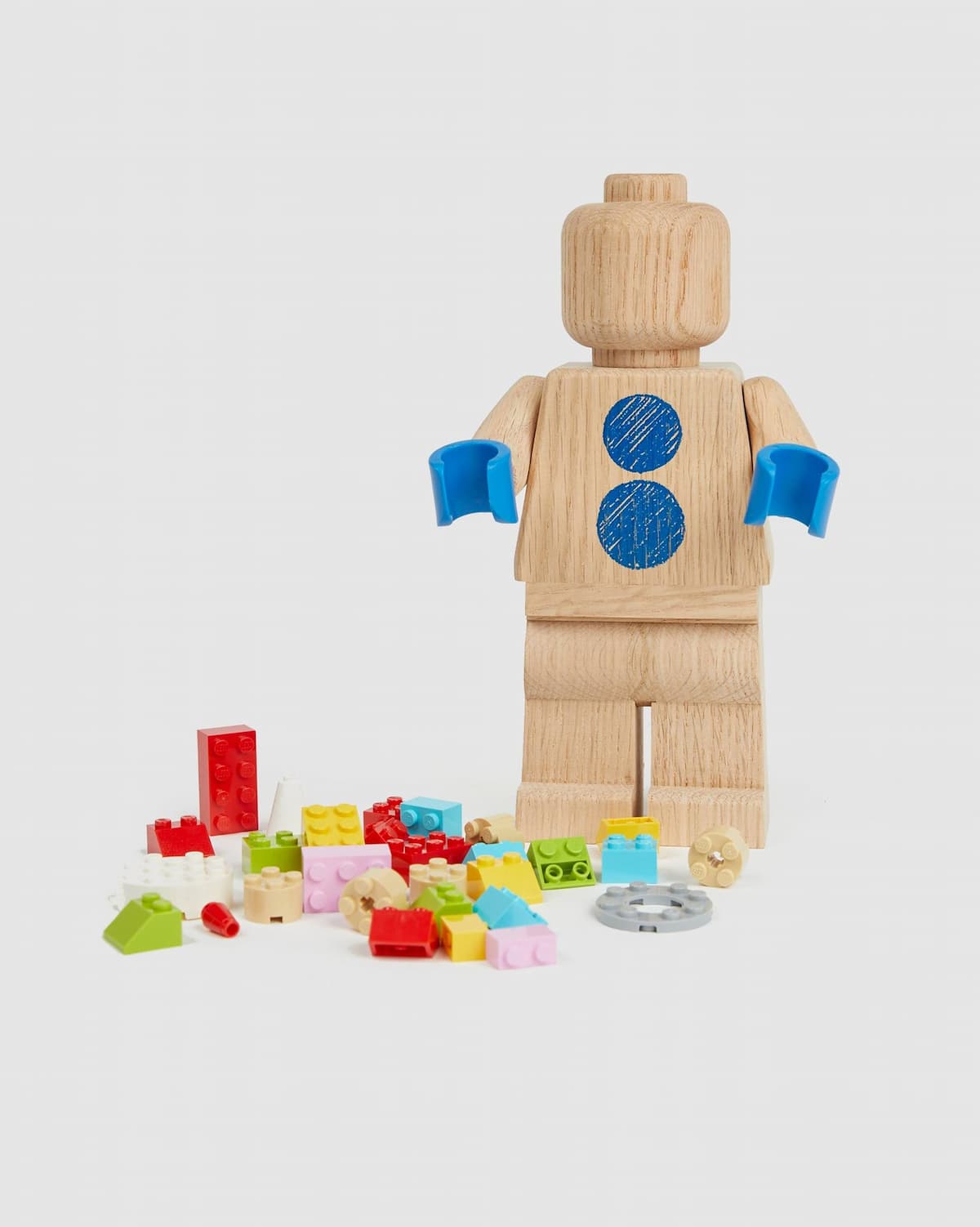 Wooden Minifigure (Colette Mon Amour Limited Edition)