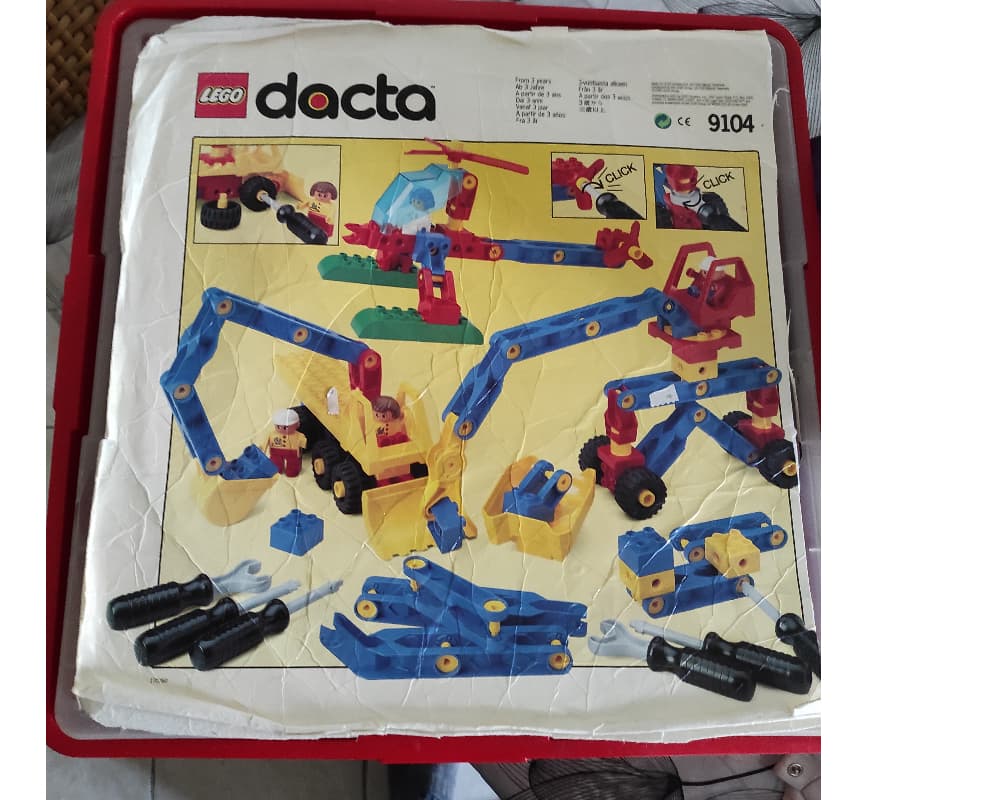 Giant First Tools for Technology