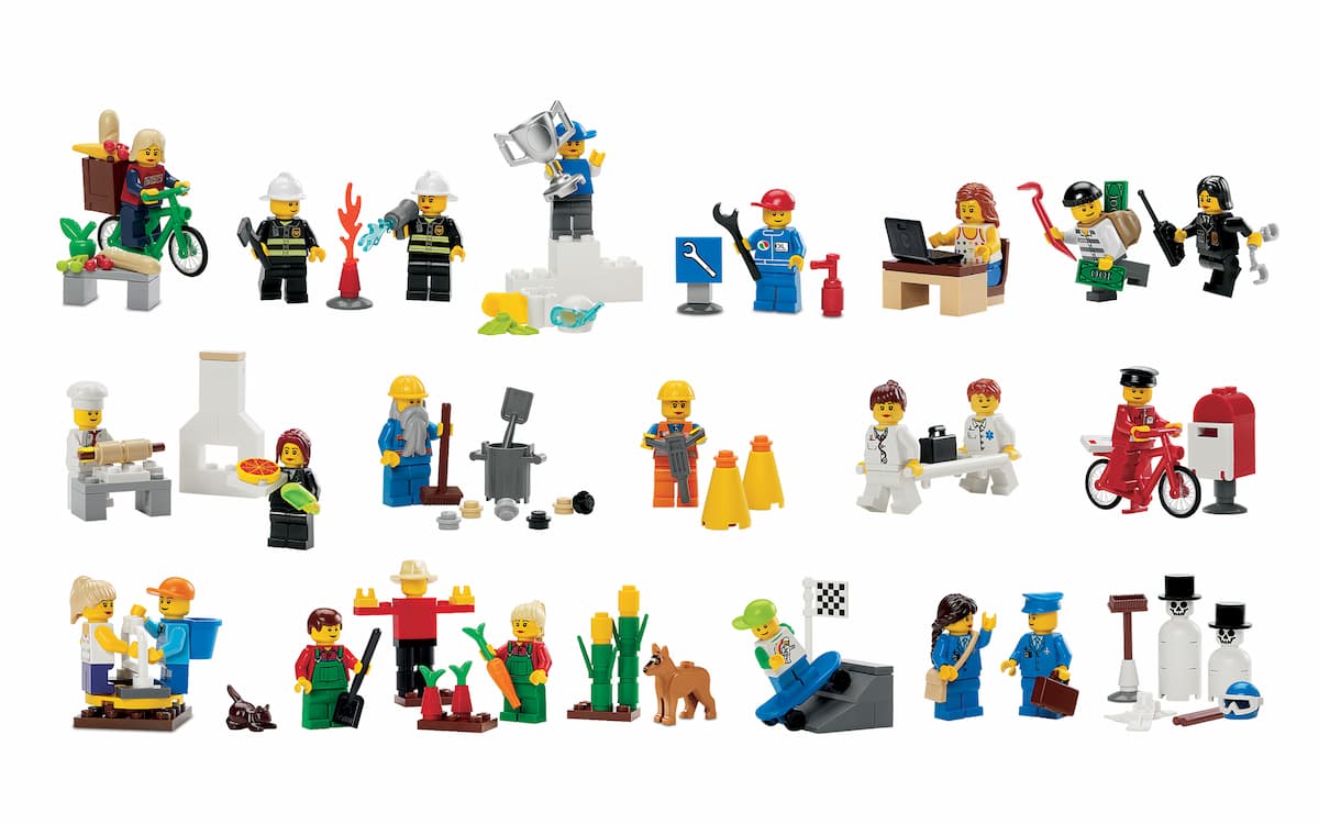 Community Minifigures LEGO set (#9348-1)