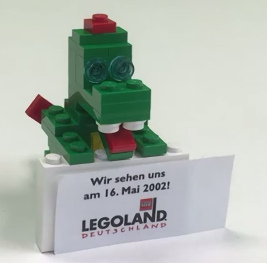 Dragon Sculpture, Ollie (LEGOLAND Deutschland Version) LEGO set (#LLOLLI-1, 2002)