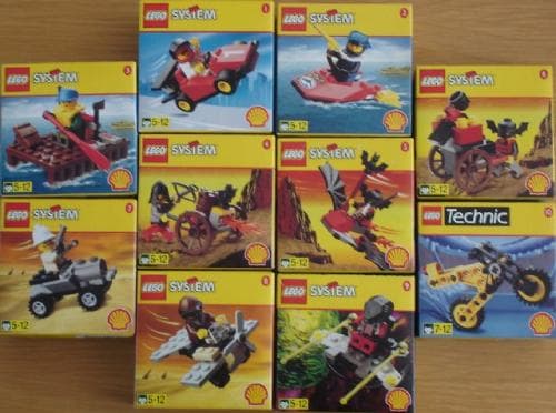 Shell Town 1998 Promotional (complete set) LEGO Promotional set (#shell98small-1, 1998)